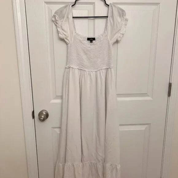 White Smocked Puff Sleeve Maxi Dress - Picture 3 of 6